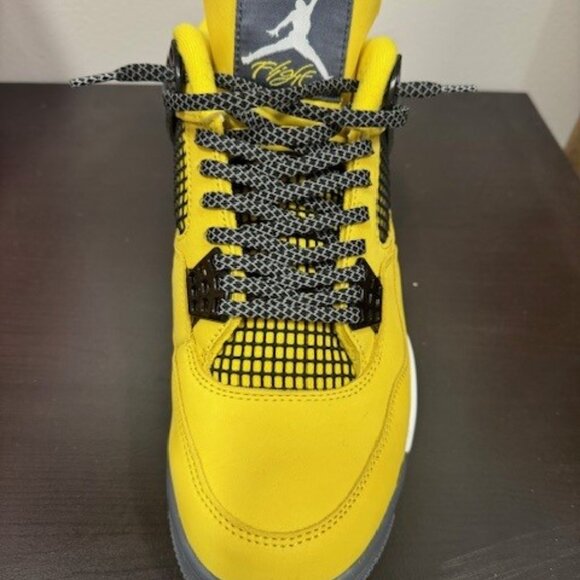 Jordan 4 Retro Lightning Men's Size 10 - Picture 5 of 5